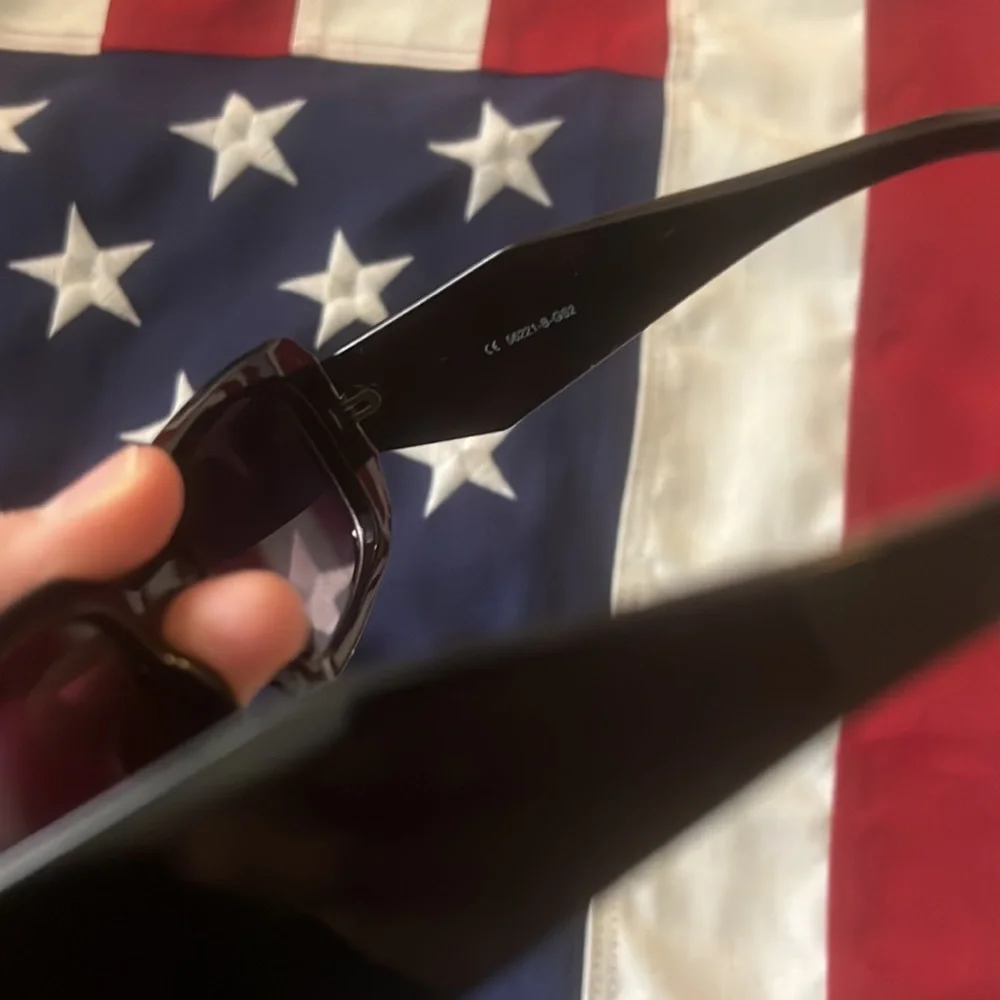 Sunglasses - Picture 13 of 14